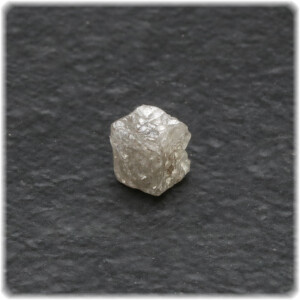 Diamant - Würfel Rohdiamant / 3,4 mm x 3,75 mm /...