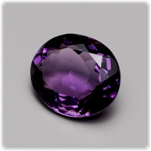 Amethyst facettiert Oval 16,6 mm x 14,2 mm / 10,51 ct.