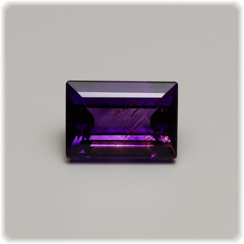 Amethyst facettiert Rechteck 10,9 mm x 7,5 mm / 3,77 ct.