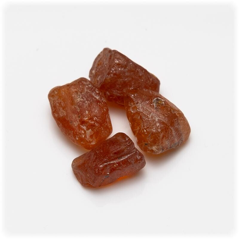 Mandarin Granat Rohstein – 4,1 g / 20,5 ct. Mosambik