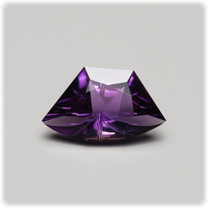 Amethyst facettiert Fantasie Schliff Car box