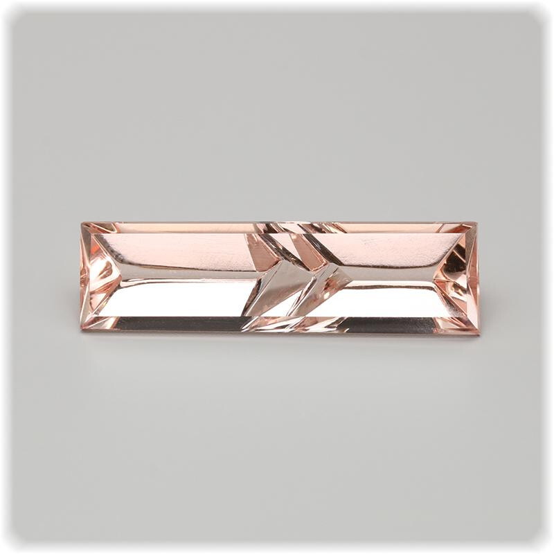 Morganit rosa Beryll facettiert 27,0 mm  box