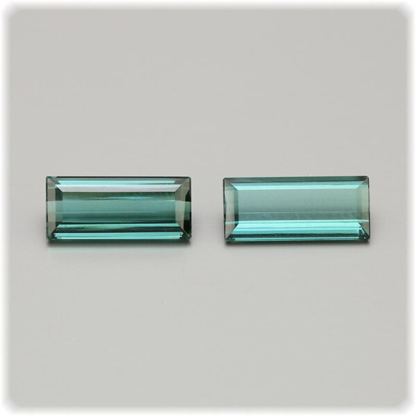 Turmalin grün - blau Baguette Paar facettiert 10,3 mm x 4,5 mm / 2,90 ct.